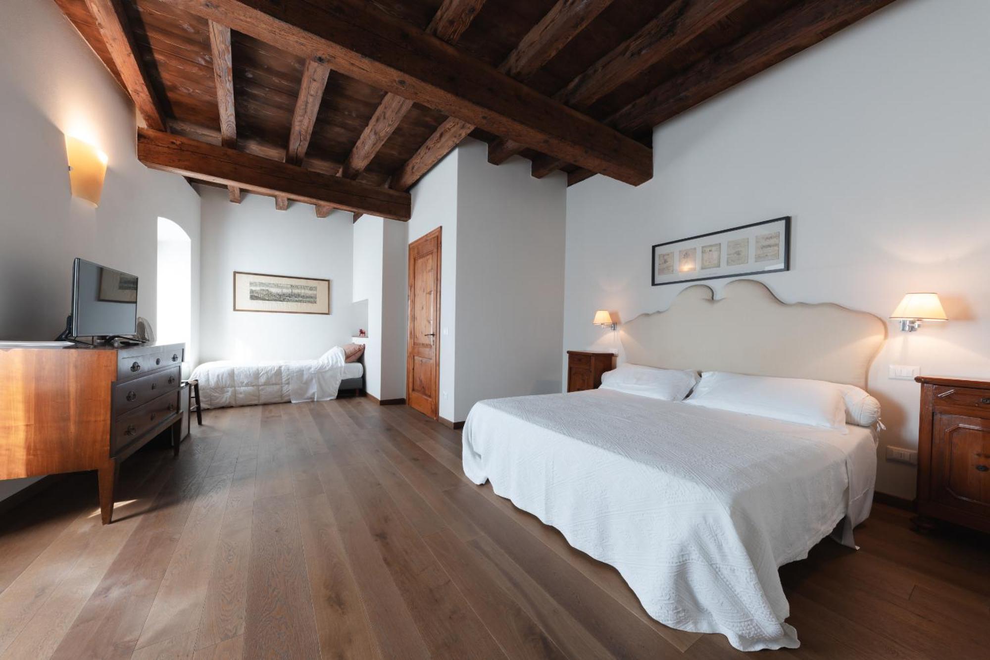 Corte Castello Афи Стая снимка
