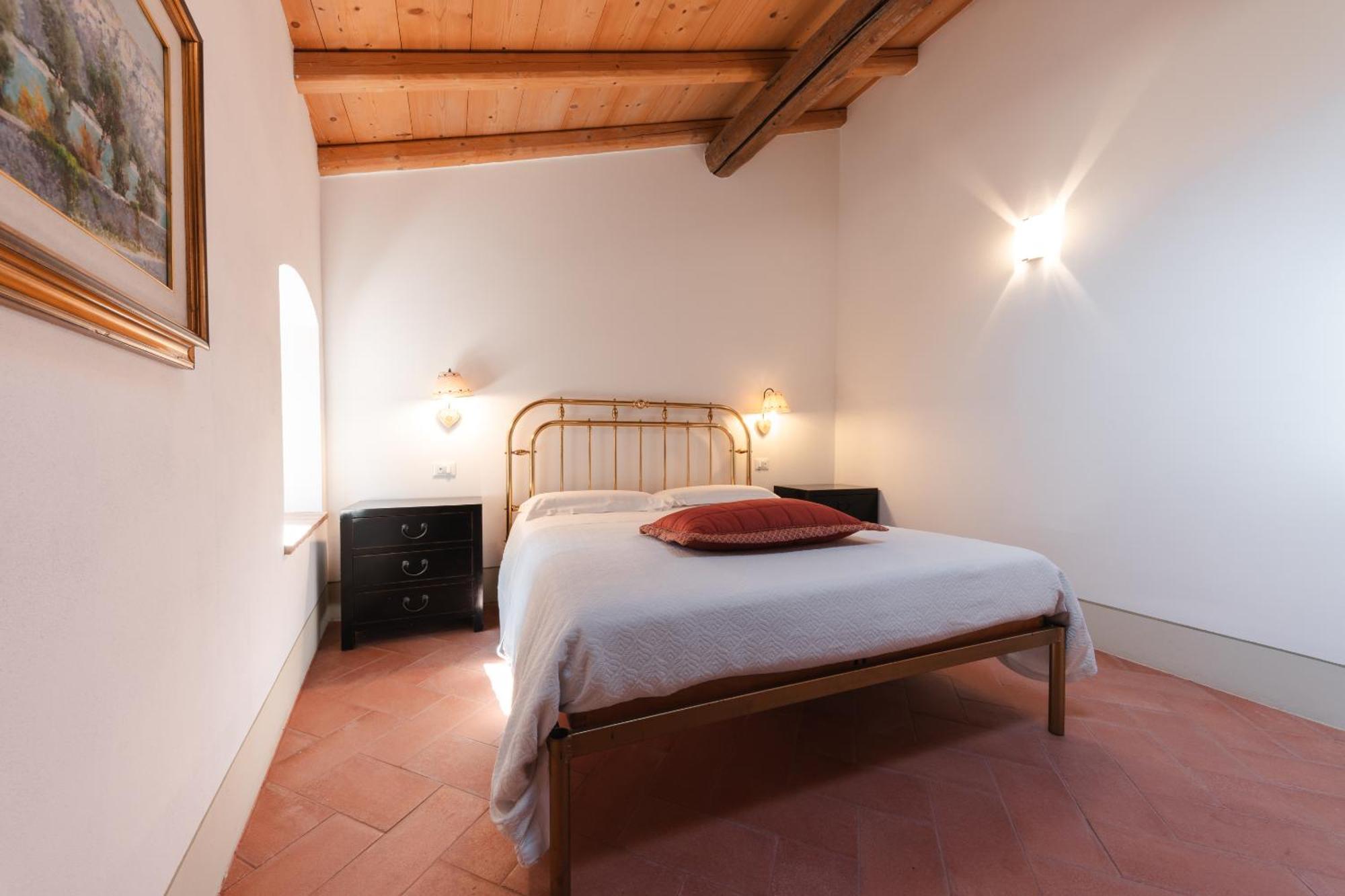 Corte Castello Афи Стая снимка