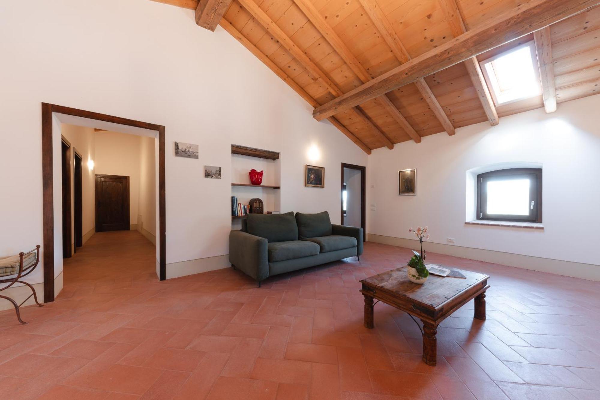 Corte Castello Афи Стая снимка
