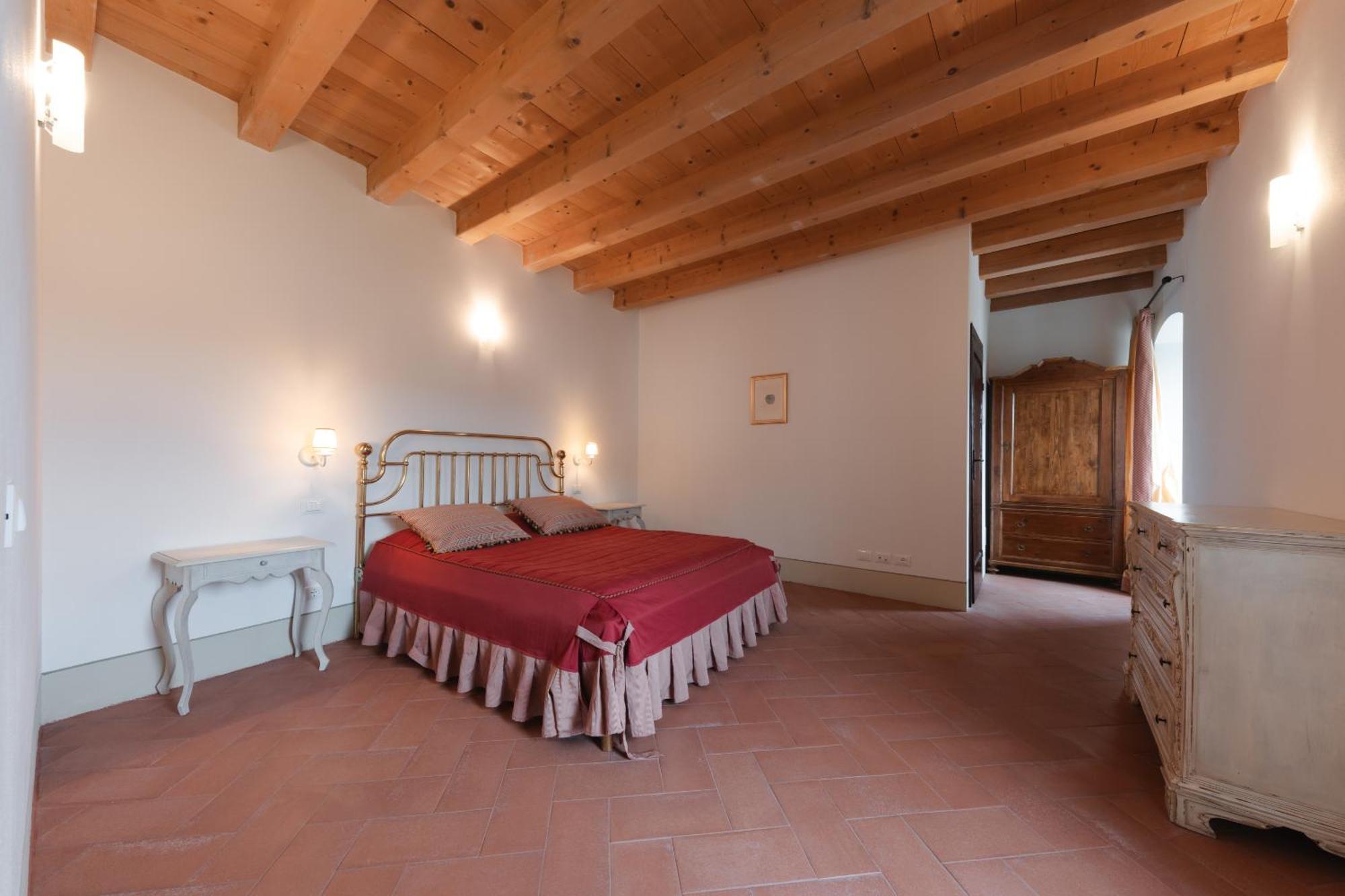 Corte Castello Афи Стая снимка