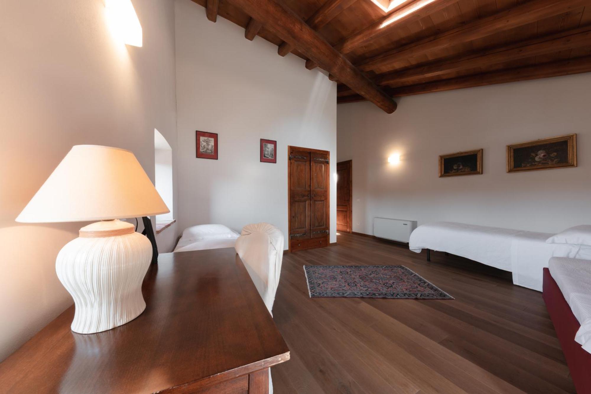 Corte Castello Афи Стая снимка
